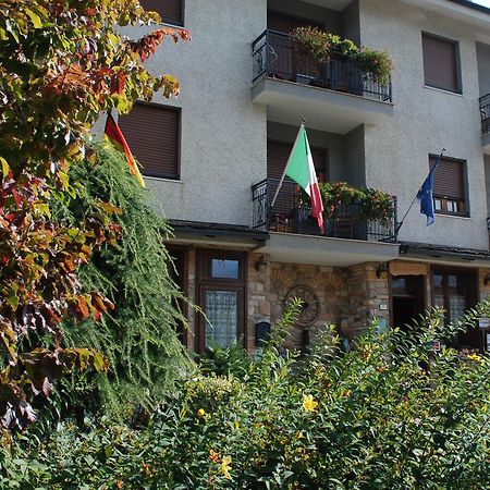 Hotel Trois Etoiles Entracque Dış mekan fotoğraf