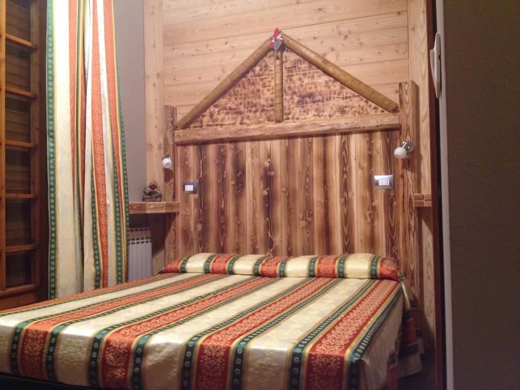 Hotel Trois Etoiles Entracque Dış mekan fotoğraf