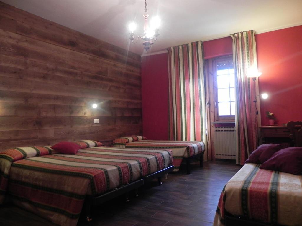 Hotel Trois Etoiles Entracque Oda fotoğraf