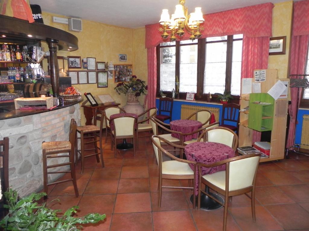 Hotel Trois Etoiles Entracque Dış mekan fotoğraf